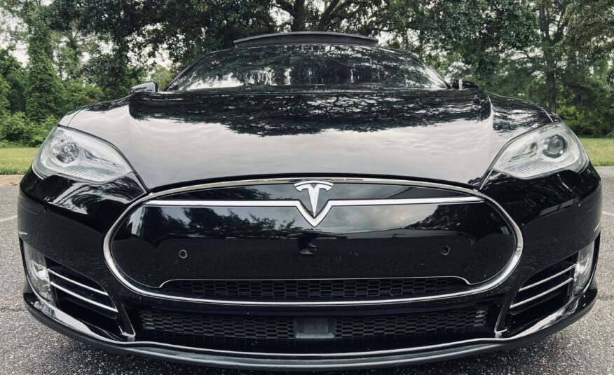 2015 Tesla Model S