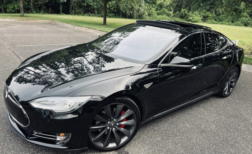 2015 Tesla Model S