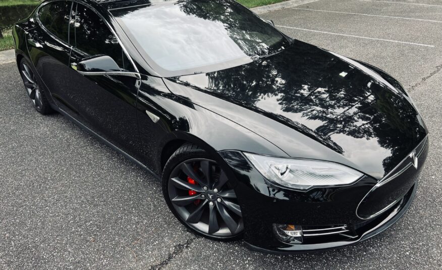 2015 Tesla Model S