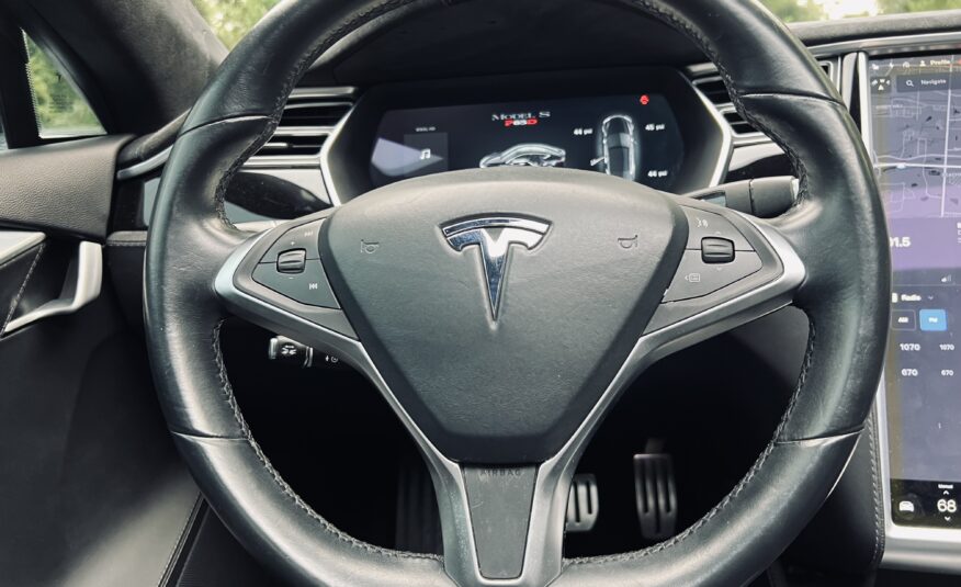 2015 Tesla Model S