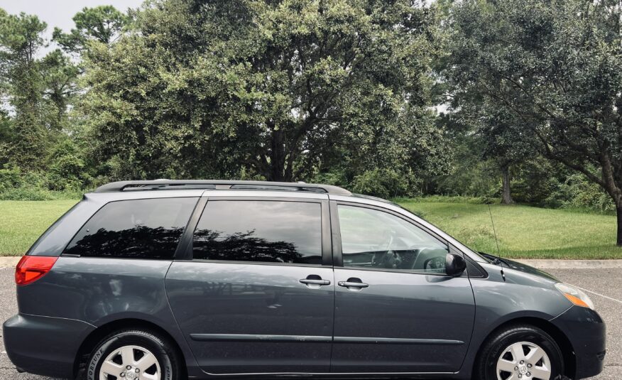 2006 Toyota Sienna