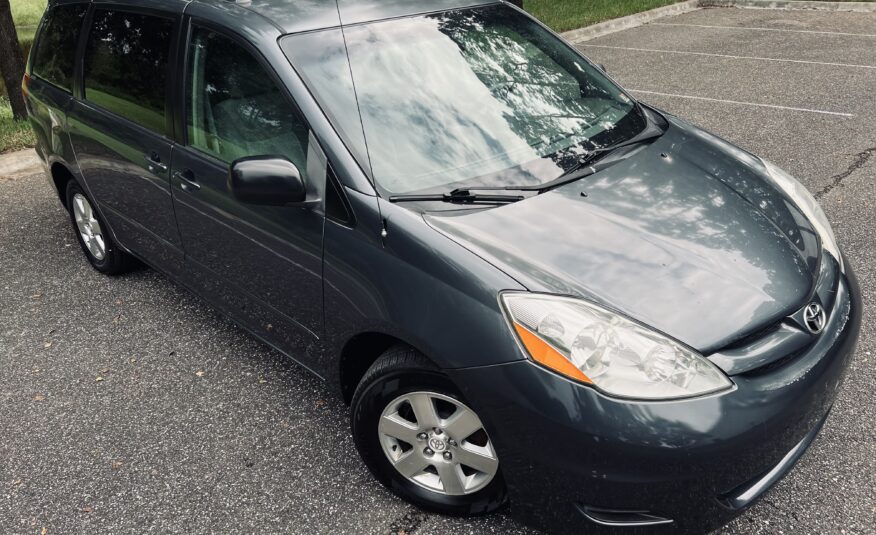 2006 Toyota Sienna