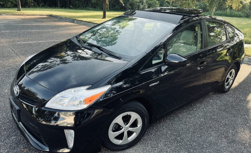 2012 Toyota Prius 3