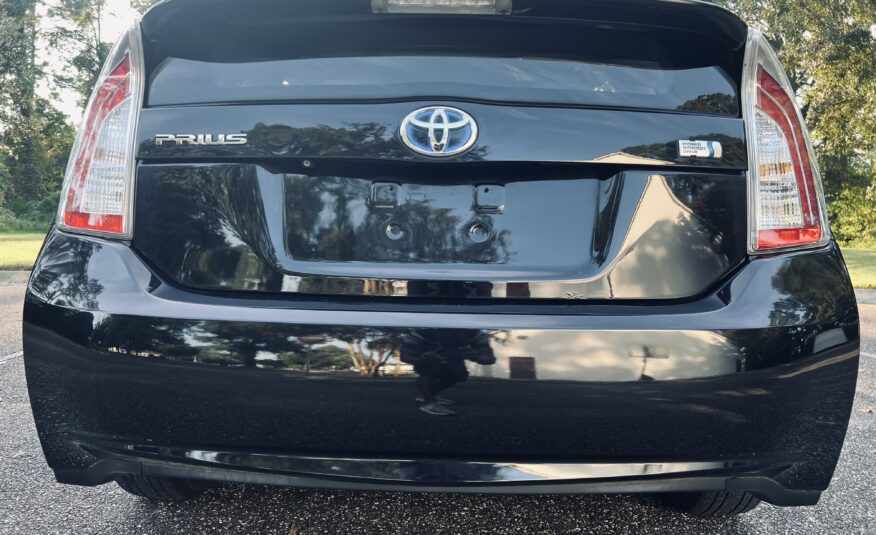 2012 Toyota Prius 3