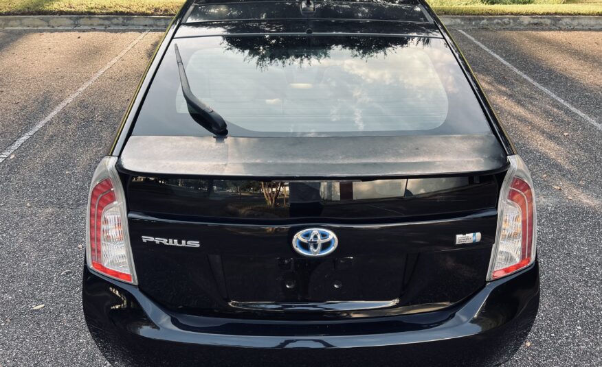 2012 Toyota Prius 3