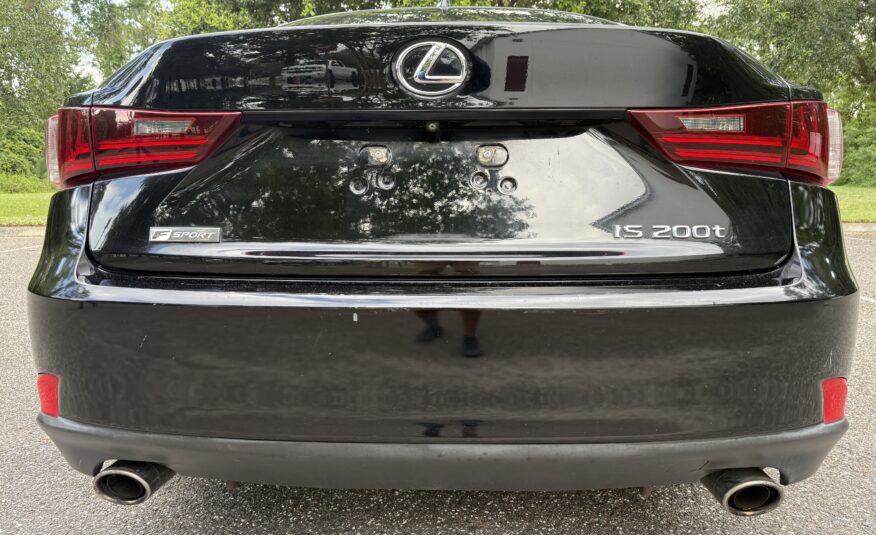 2016 Lexus IS