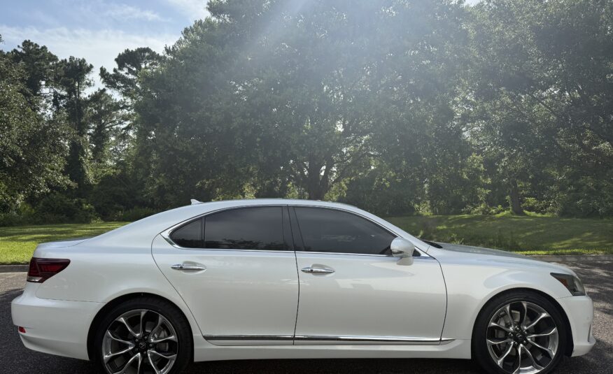 2013 Lexus LS460