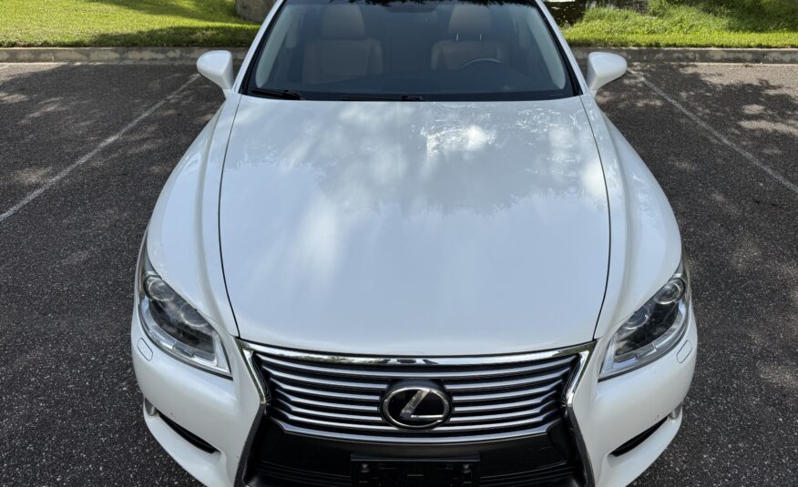 2013 Lexus LS460