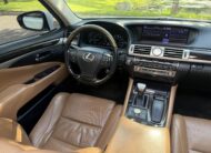 2013 Lexus LS460
