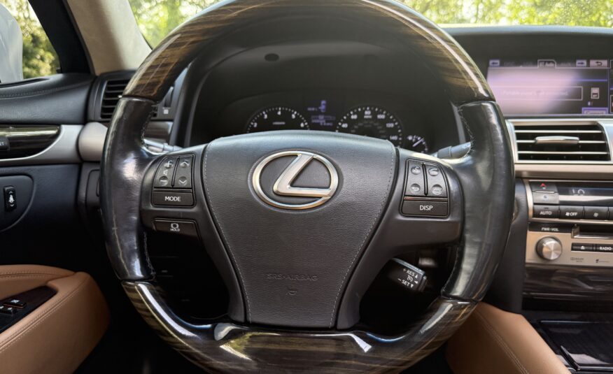 2013 Lexus LS460