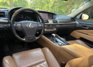 2013 Lexus LS460
