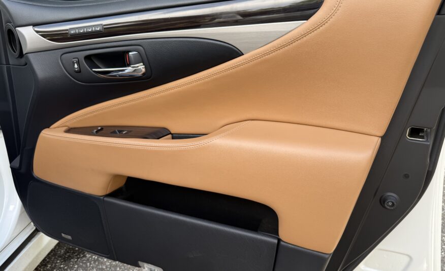 2013 Lexus LS460