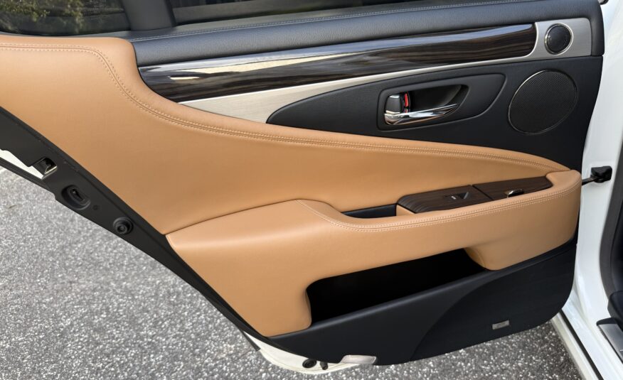 2013 Lexus LS460