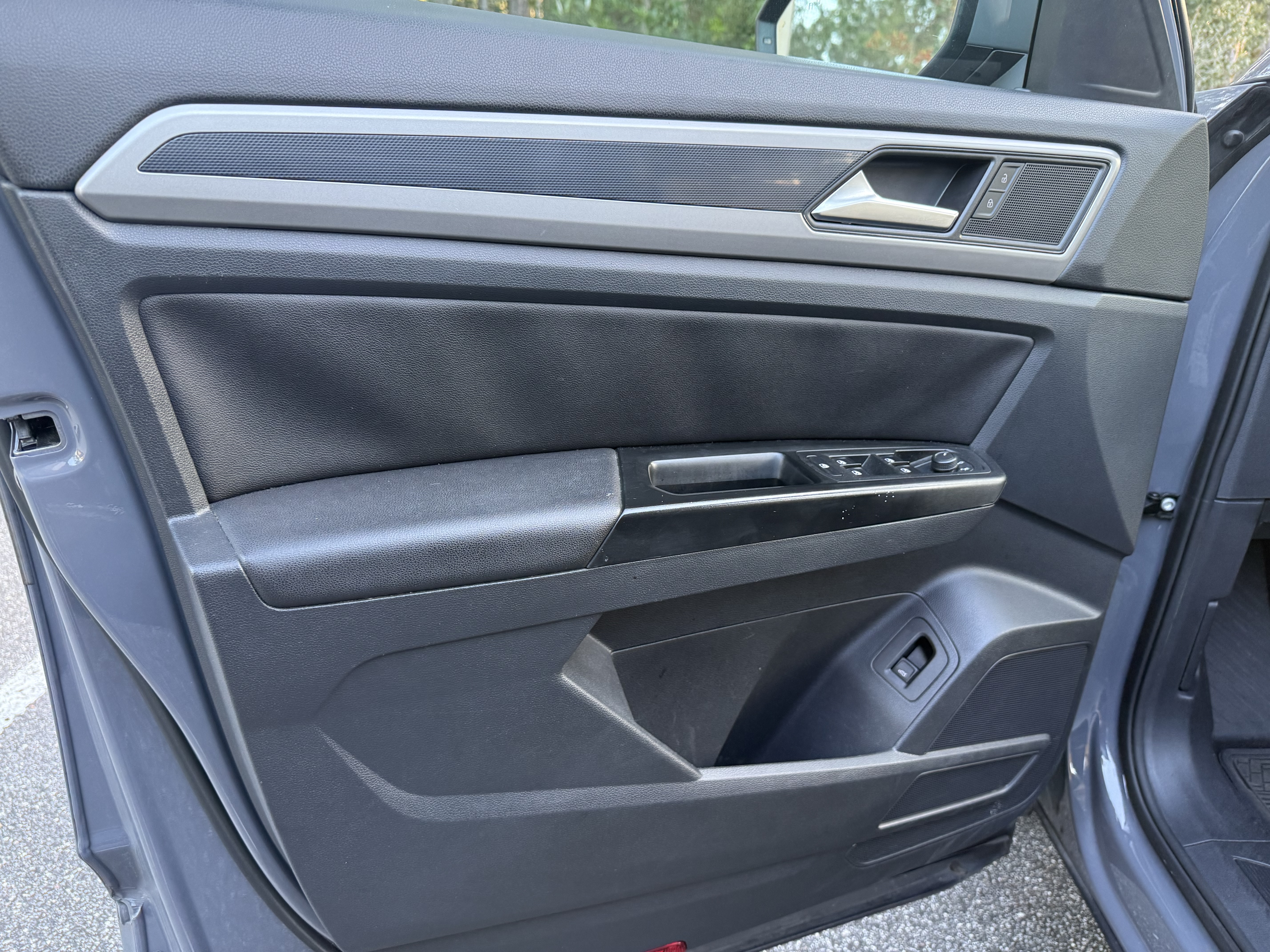 2020 Volkswagen Atlas Cross Sport SE w/Tech R-Line - Photo 27