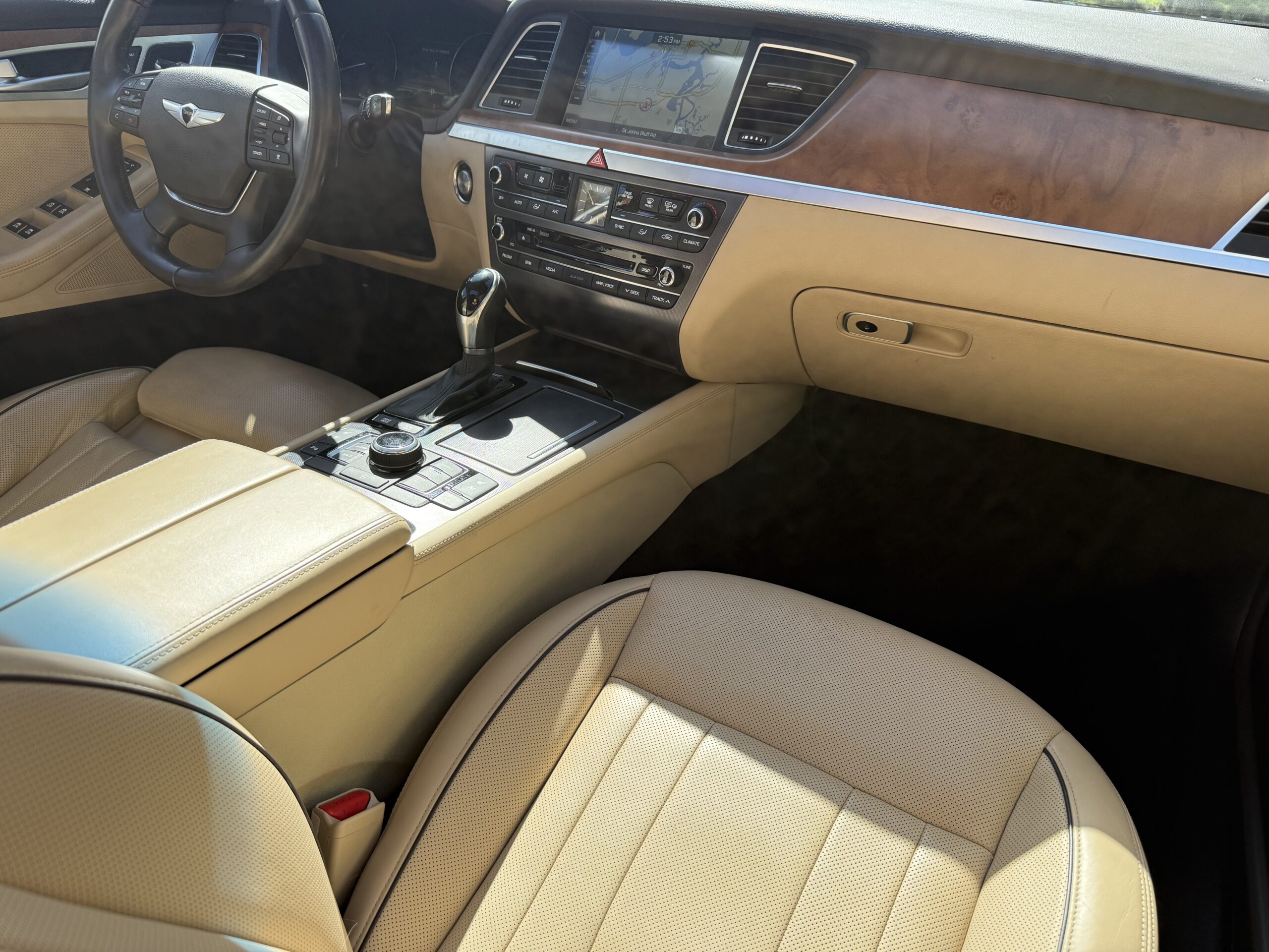 2016 Hyundai Genesis