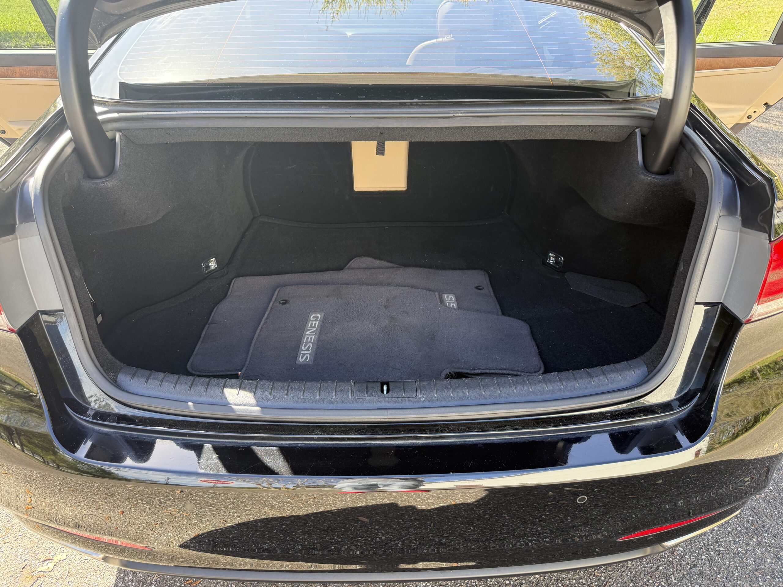 2016 Hyundai Genesis