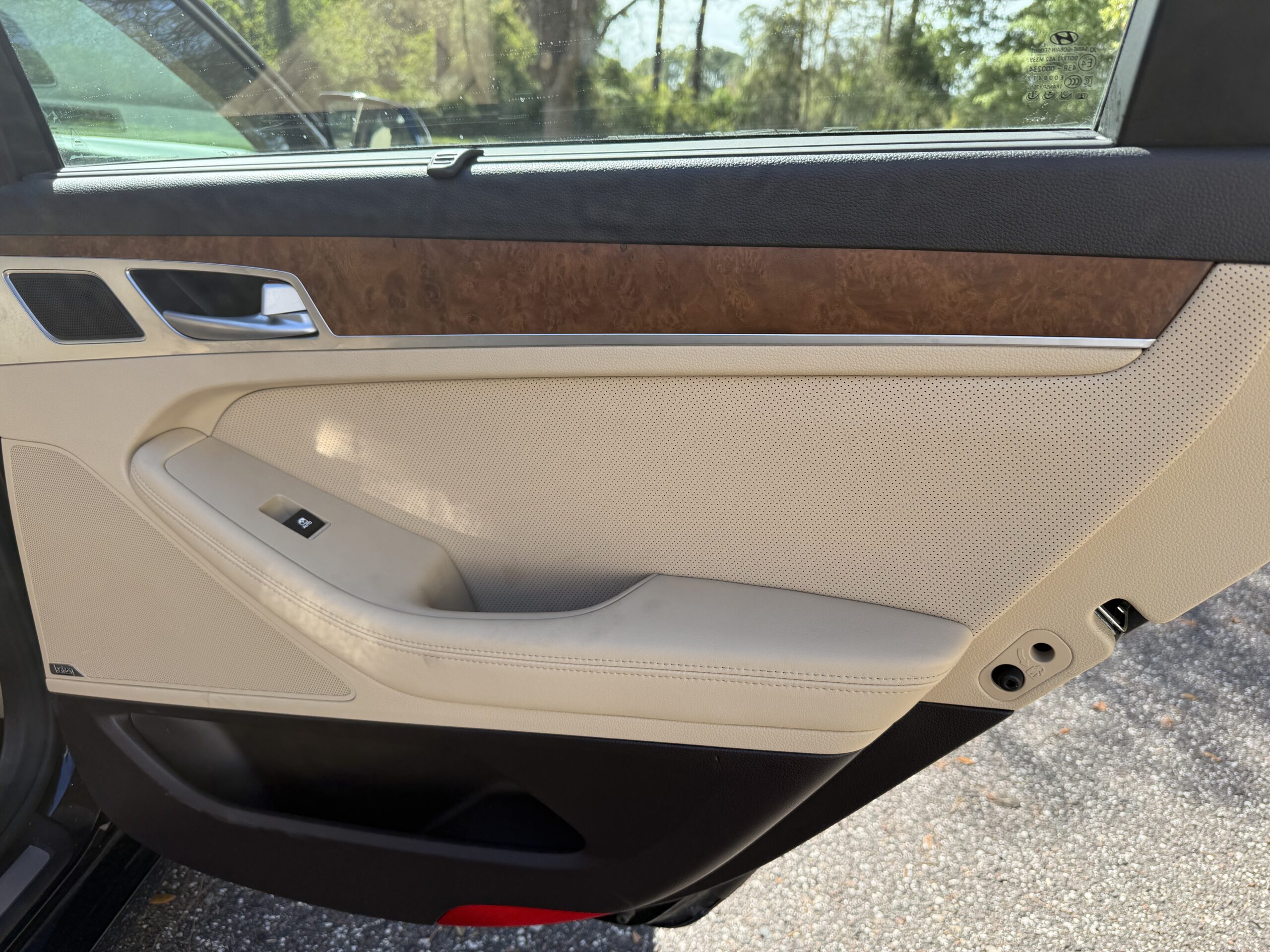 2016 Hyundai Genesis