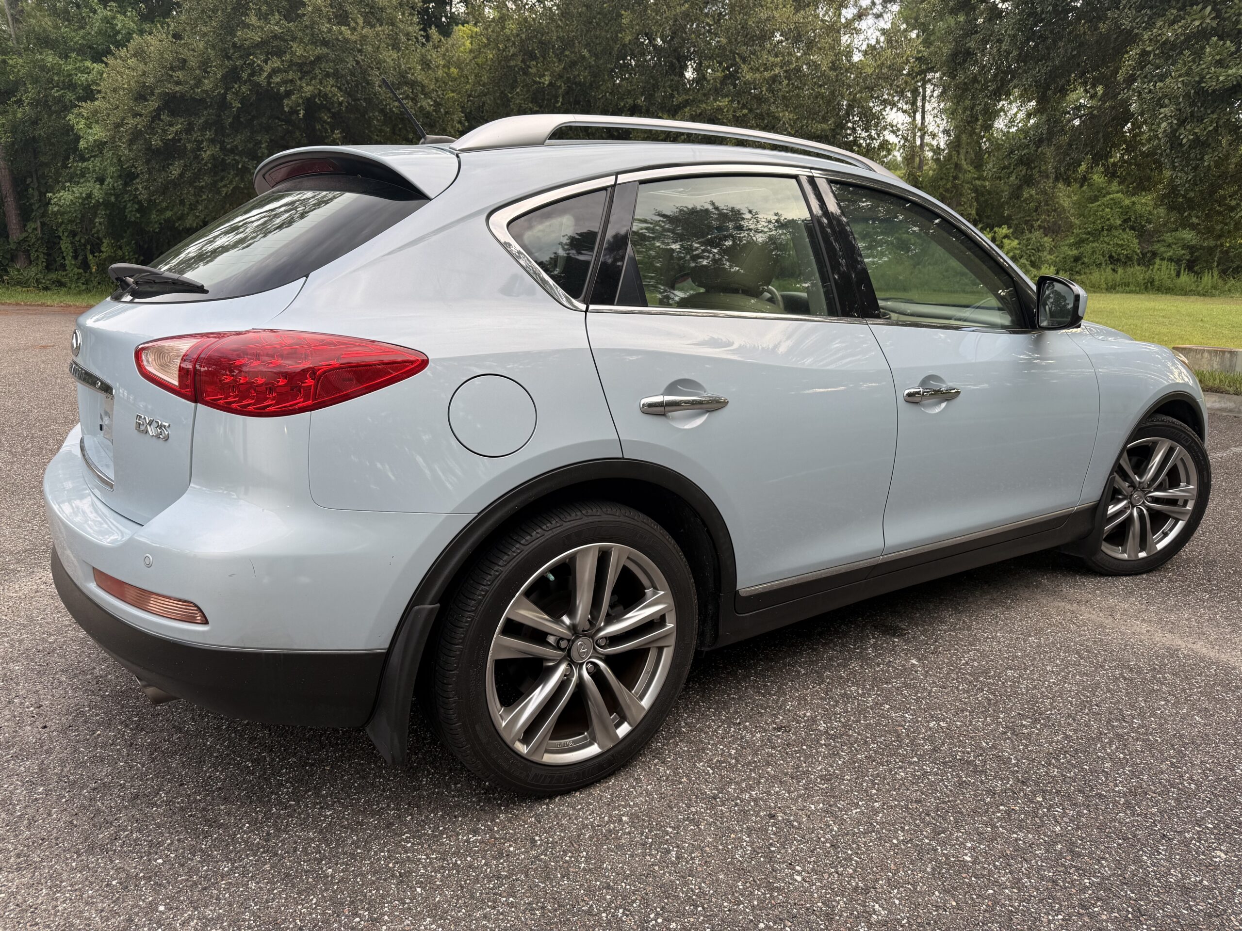 2011 Infiniti EX35